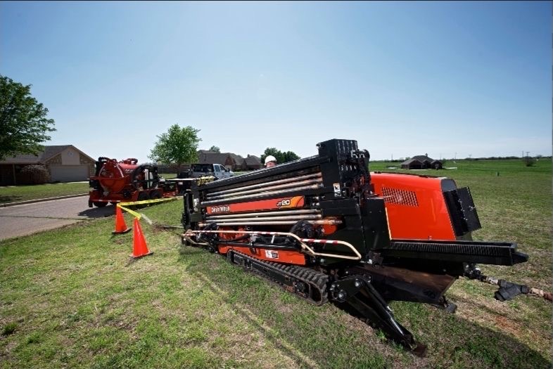 Ditch Witch JT20 directional drilling a waterline in Fergus Falls, Minnesota Ditch Witch JT20 directional drilling a waterline in Fergus Falls, Minnesota